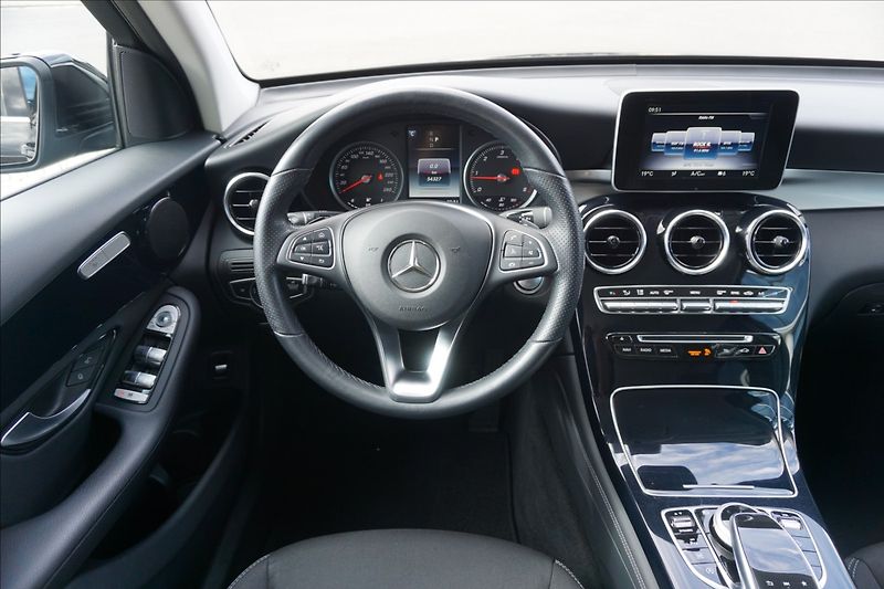 Mercedes-Benz GLC 2,1 250d 4M 1.maj ČR - fotka 9 z 14