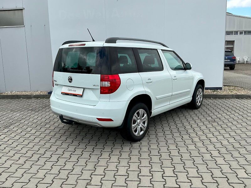 Škoda Yeti (2016) 1.2 TSI Active - fotka 24 z 24