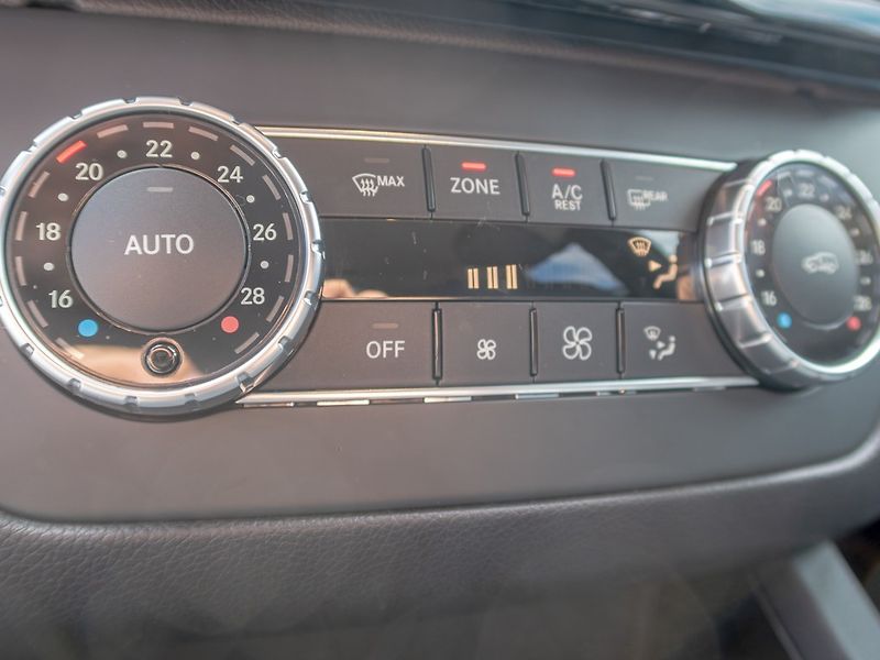Mercedes-Benz GLE (2019) ČR 3.0D 190KW – AMG Edition - fotka 28 z 45