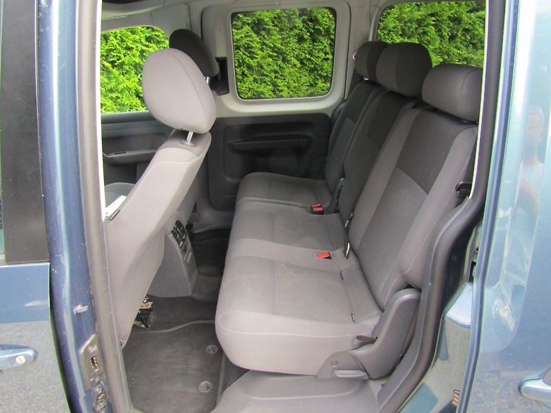 Volkswagen Caddy (2015) MAXI 1.6 TDI 75kW  7 MÍST - fotka 20 z 44