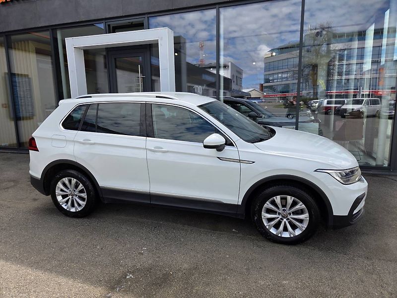 Volkswagen Tiguan (2021) 2.0 TDI DSG - fotka 4 z 46
