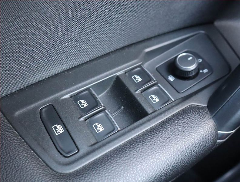 Volkswagen Tiguan (2017) 2.0 TDI - fotka 19 z 19