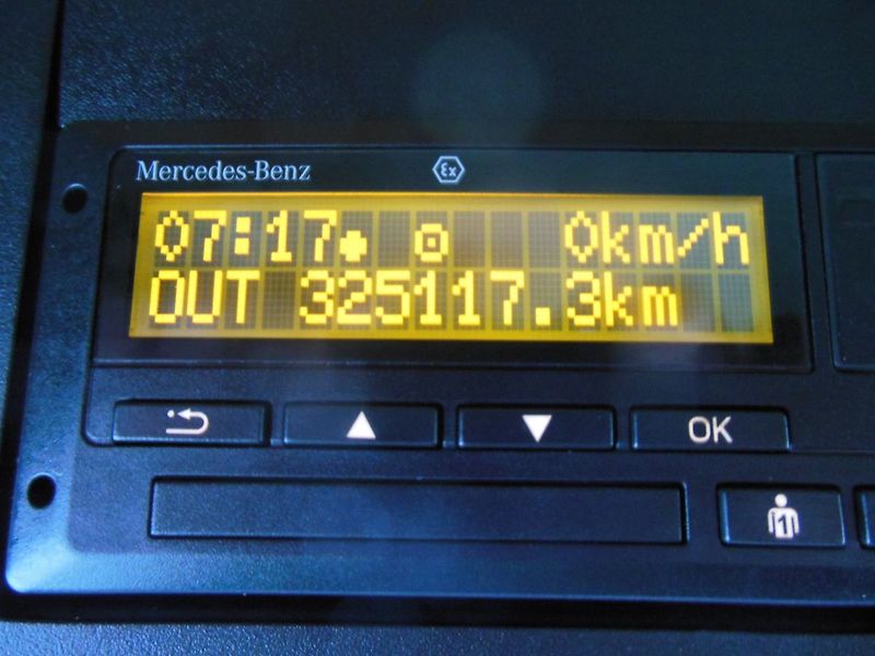 Mercedes-Benz Actros 1848 GigaSpace, Standart - fotka 21 z 24