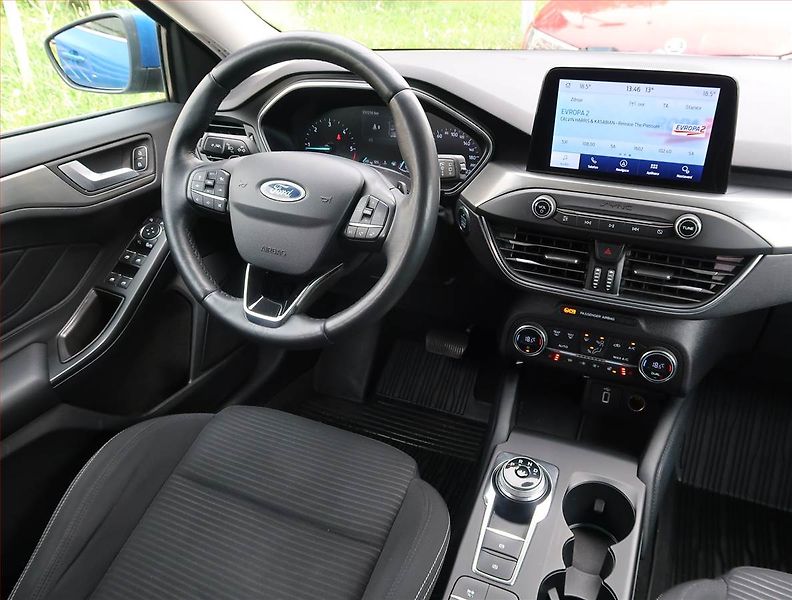 Ford Focus (2019) 2.0 EcoBlue, Automat, Navi - fotka 7 z 22