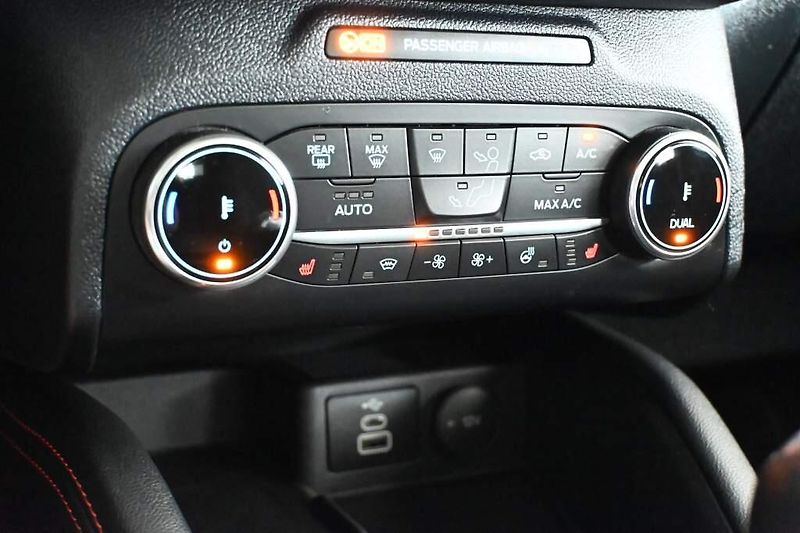 Ford Kuga (2023) 1.5 ST-LINE X ACC BO VIRTUAL T - fotka 25 z 44