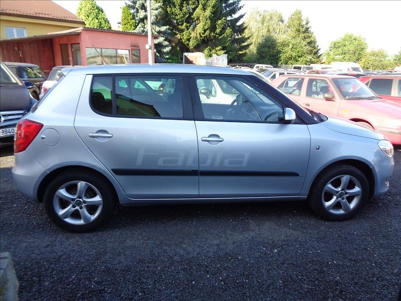 Škoda Fabia 1,2 - fotka 5 z 14