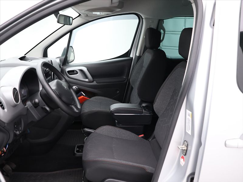 Peugeot Partner Tepee 1,6 HDI  Klima Tažné CZ - fotka 11 z 27