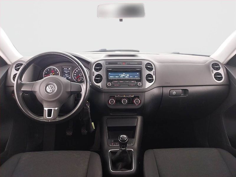 Volkswagen Tiguan (2011) 1.4 TSI, Serv.kniha, Xenony - fotka 8 z 17