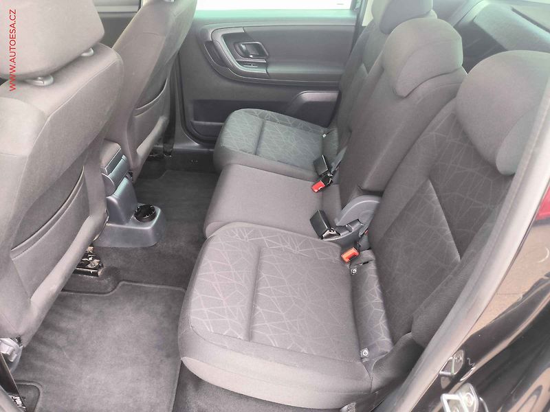 Škoda Roomster (2012) 1.2 TSi, Family, +kola - fotka 10 z 17