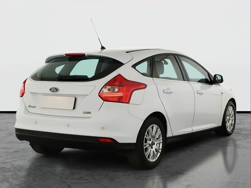 Ford Focus (2012) 1.6 TDCi, Tempomat - fotka 5 z 17