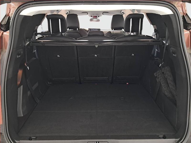 Peugeot 5008 (2021) PureTech 130 - fotka 14 z 22