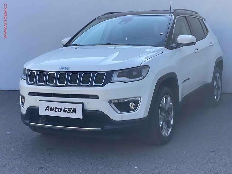 Jeep Compass (2020) 1.4 M-Air 4WD, Limited, AT - fotka 3 z 18