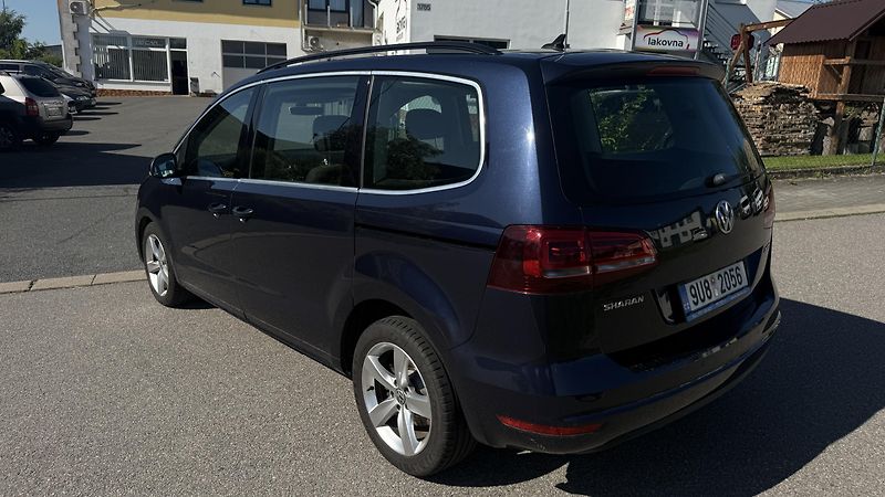 Volkswagen Sharan (2015) 2.0 TDI 110KW DSG 7MÍST - fotka 9 z 26