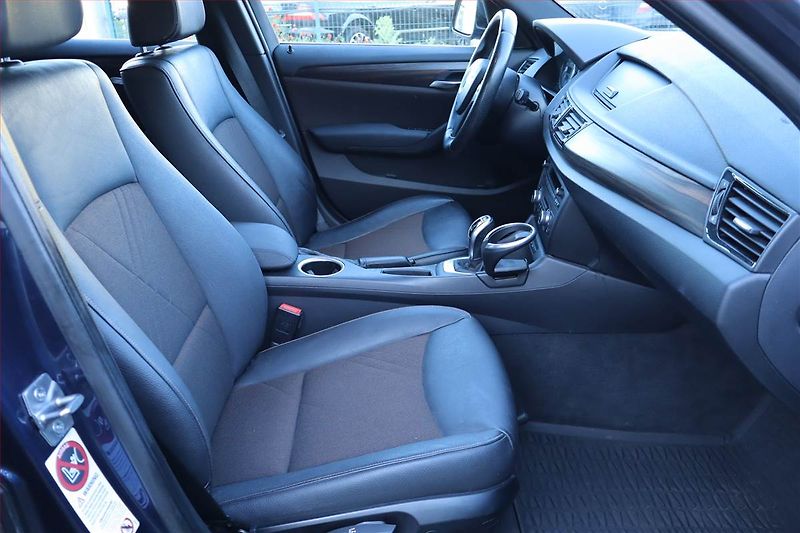 BMW X1 (2013) xDrive18d, 4X4, Automat - fotka 9 z 19