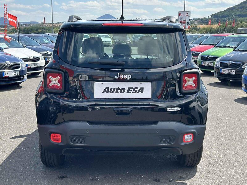 Jeep Renegade (2020) 1.0 T-GDi, autoAC, temp - fotka 5 z 17