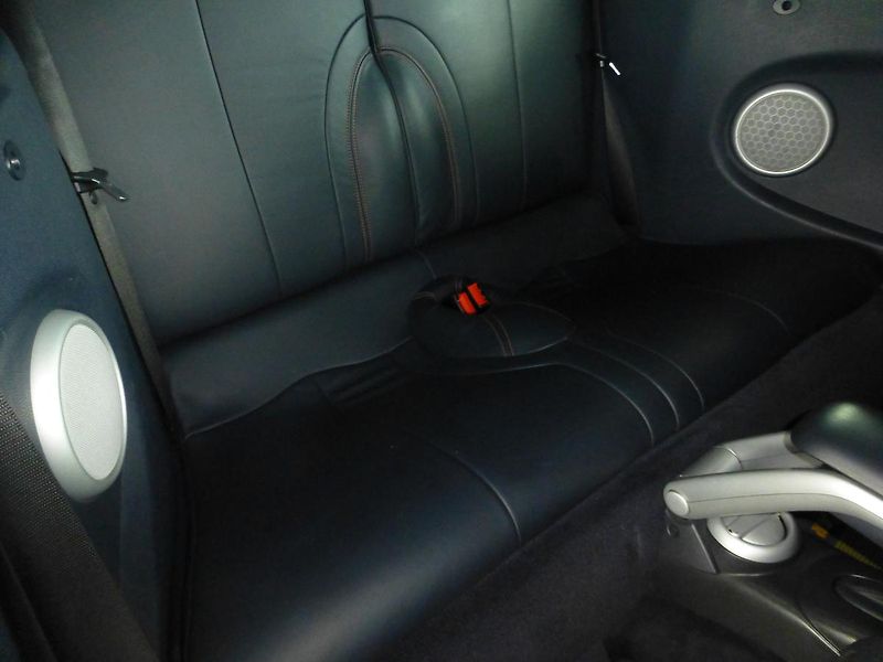 Mini Cooper (2005) 1,6-85KW*VYHŘ.SED*KLIMA*CABRIO - fotka 18 z 22