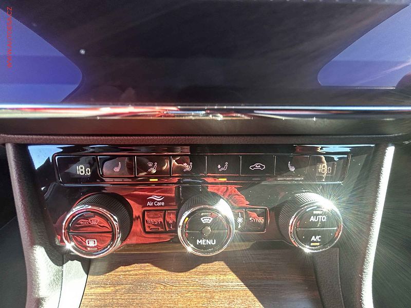 Škoda Superb (2022) 20TDi 4X4, ČR, Scout, DSG - fotka 14 z 20