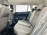 Volkswagen Golf 2,0 TDI DSG 85kW Life - náhled 6