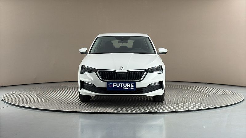 Škoda Scala 1.0 TSI Ambition - fotka 3 z 22