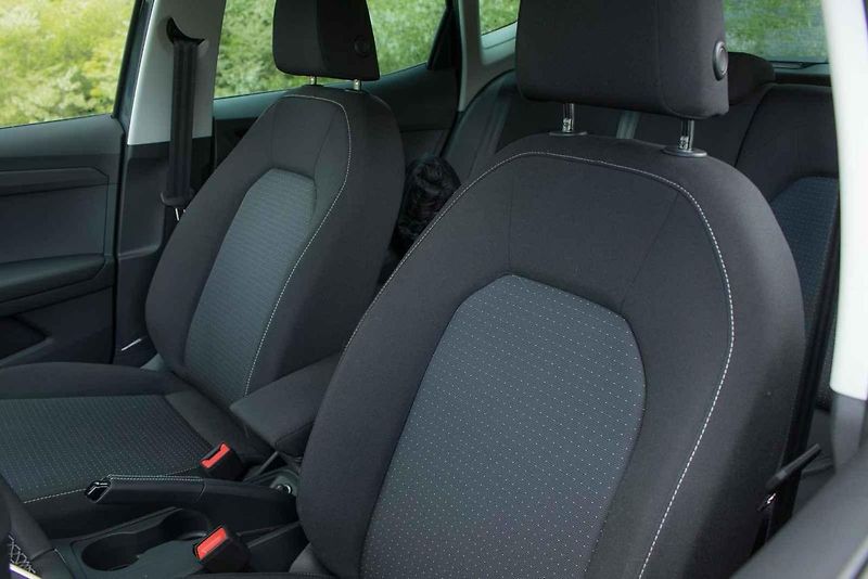 Seat Arona by se měl co nevidět dočkat faceliftu, odcházející model má však stále co nabídnout.