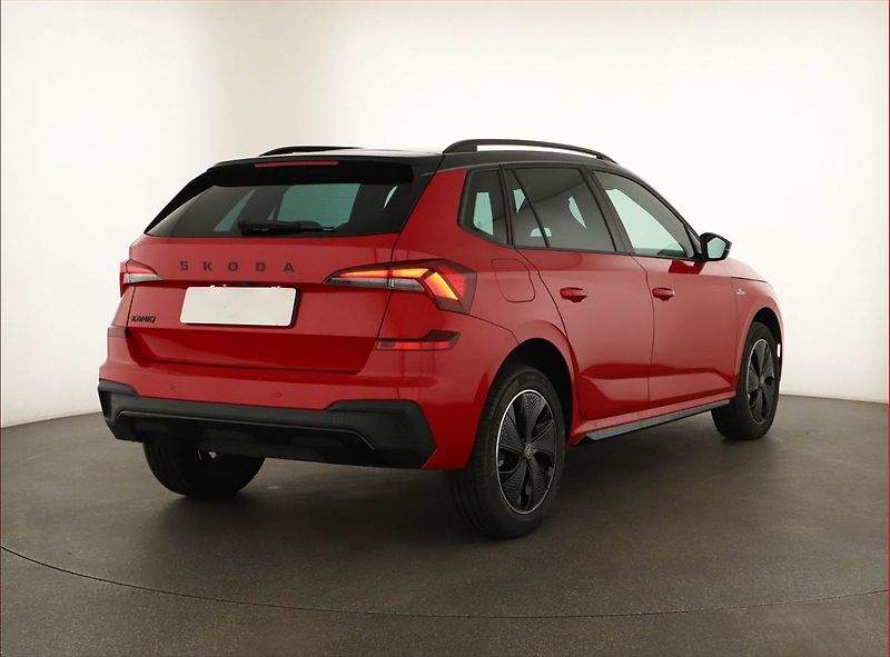 Škoda Kamiq (2025) 1.0 TSI, MONTE CARLO, AUTOMAT - fotka 5 z 20