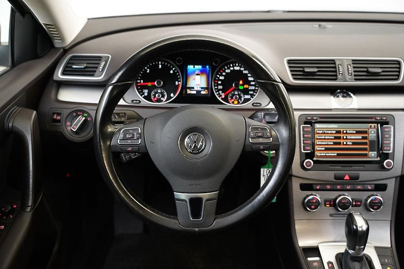 Volkswagen Passat - fotka 17 z 27