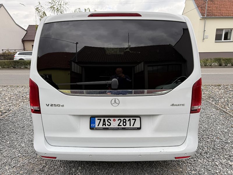 Mercedes-Benz Třídy V V 250d 4x4 140 KW LED ALU KUZE - fotka 4 z 14
