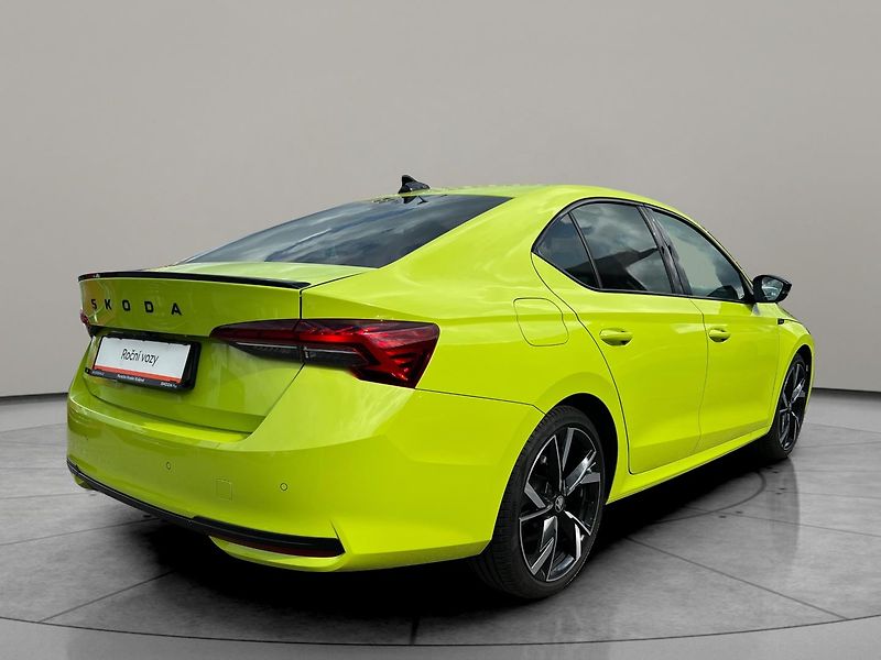 Škoda Octavia Sportline 1.5 TSI 110kw - fotka 2 z 26