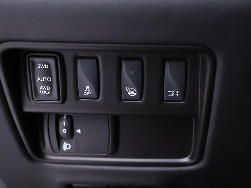 Renault Koleos 2,0 dCi 140kW Initale Paris 4x - fotka 18 z 34