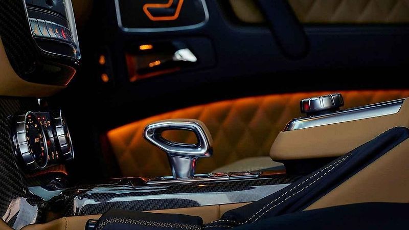 Mercedes-Maybach G650 Landaulet.