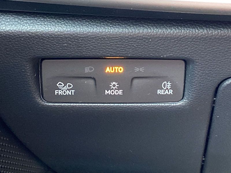 Škoda Superb (2025) Combi 2.0 TDI 4x4 DSG Sportlin - fotka 19 z 40