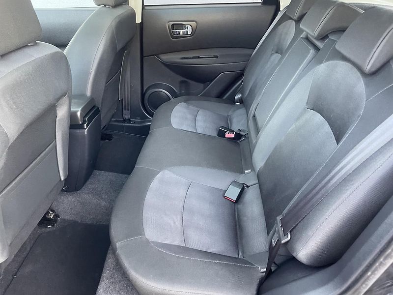 Nissan Qashqai 2,0i 104kW Sevisní kniha Tažné - fotka 13 z 22