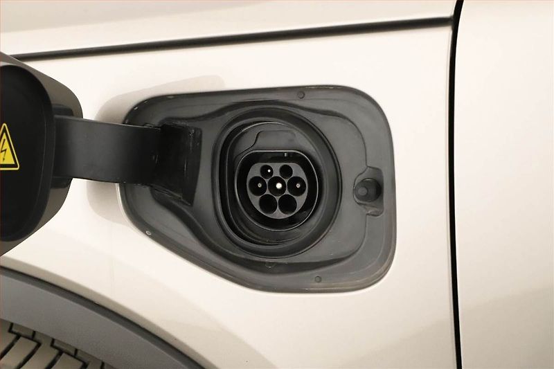 Volvo XC40 (2020) T5 Recharge - fotka 20 z 21
