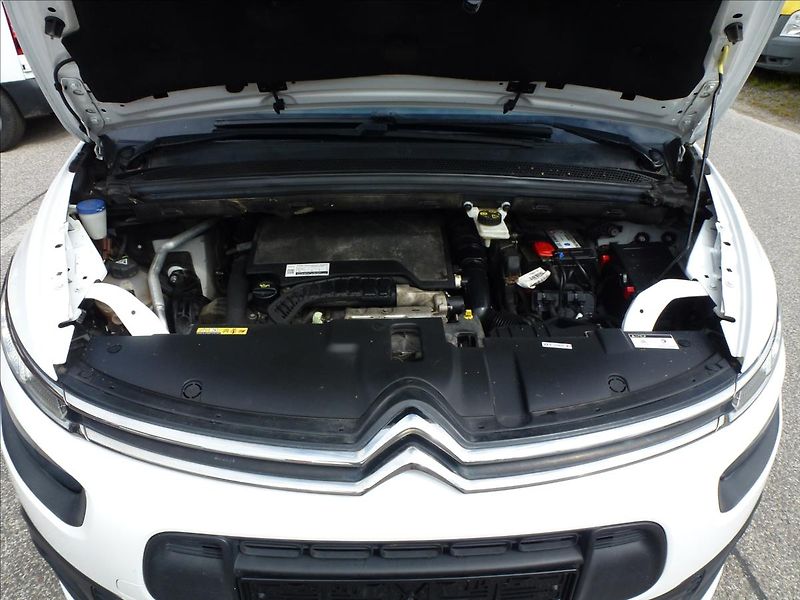 Citroën Grand C4 SpaceTourer 1,2 PureTech 130HP Turbo 6MAN - fotka 40 z 51
