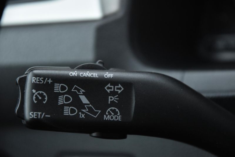 Volkswagen Caddy 2.0 TDi CR, KLIMA, TEMP, ČR - fotka 12 z 49