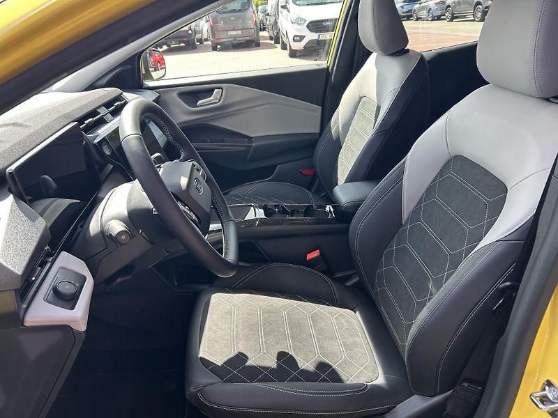 Ford Puma GEN-E Premium 123kW - fotka 16 z 33