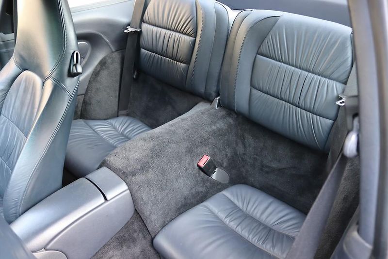 Porsche 911 996 3.4 CARRERA 221kW - fotka 41 z 49