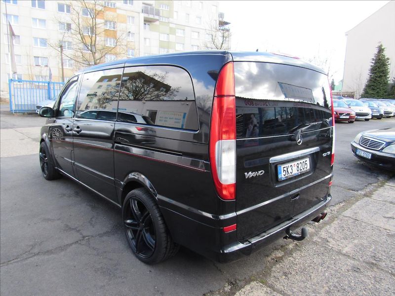 Mercedes-Benz Viano 3,0 CDi V6 150kW - fotka 4 z 30