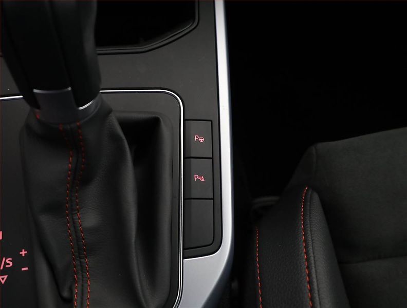 Seat Arona (2022) FR 1.5 TSI - fotka 12 z 21