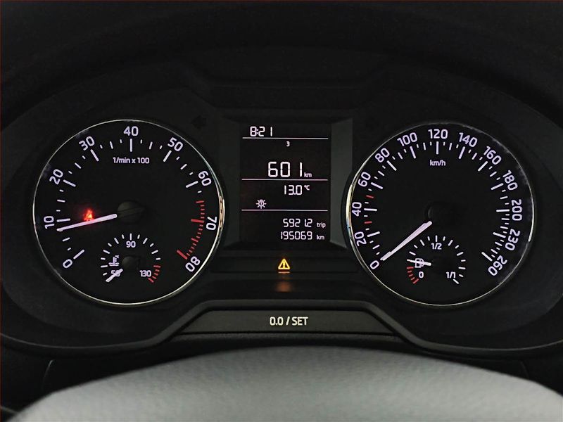 Škoda Octavia (2015) 1.4 TSI, Serv.kniha - fotka 11 z 13
