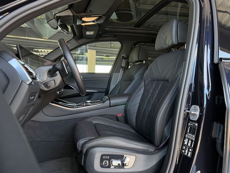 BMW X5 30d xDrive,Nezávislé,Ventilace - fotka 13 z 31