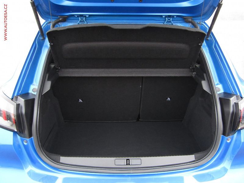 Peugeot 208 (2020) 1.2PT, GT Line - fotka 7 z 24
