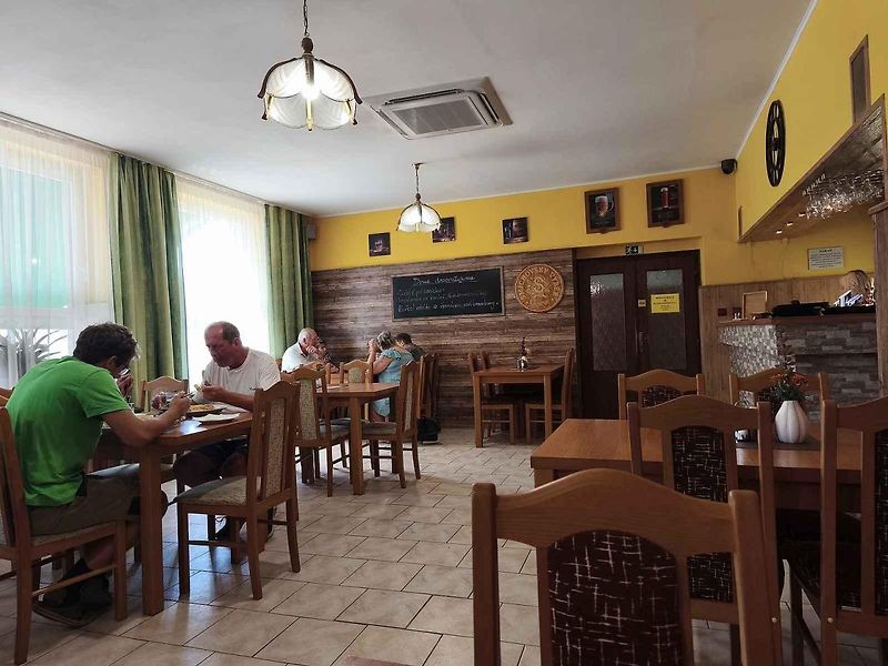 My jsme si objednali Guláš po senicku za 235 korun.
