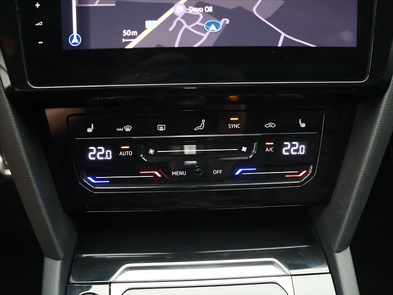 Volkswagen Arteon 2,0 TSI 206kW 4Motion DSG R-Li - fotka 22 z 32