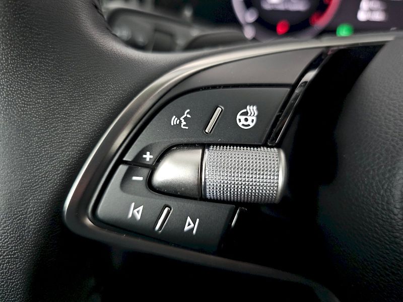 Škoda Superb (2024) COMBI 2.0TDI 142kW DSG 4x4 LAU - fotka 20 z 27