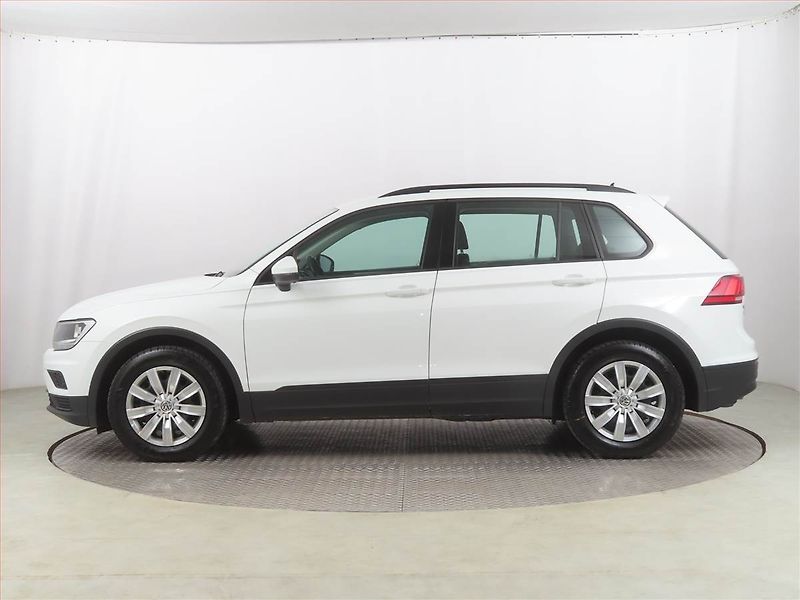 Volkswagen Tiguan (2020) 1.5 TSI - fotka 3 z 18