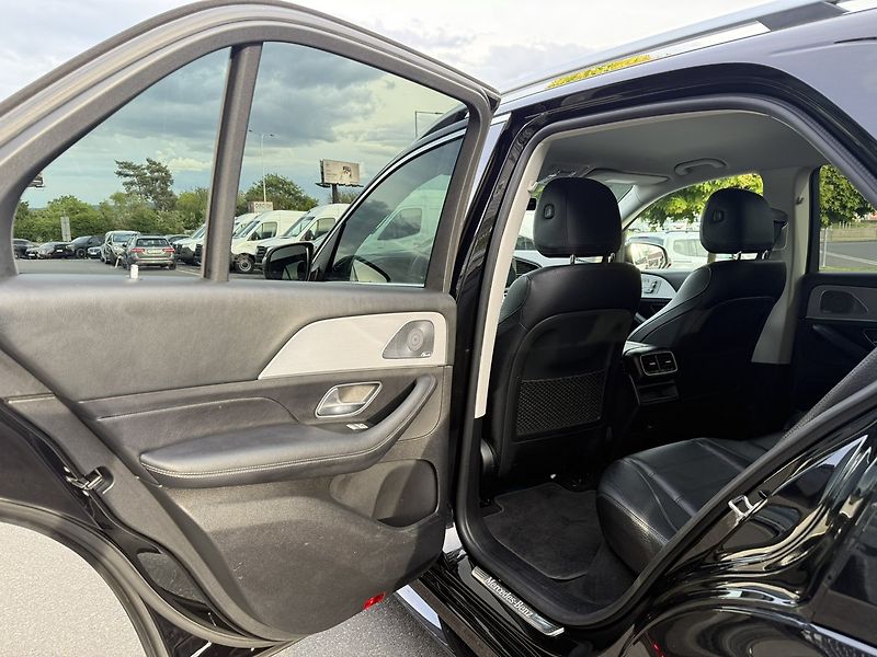 Mercedes-Benz GLE (2020) 350 d 4MATIC SUV - fotka 12 z 44