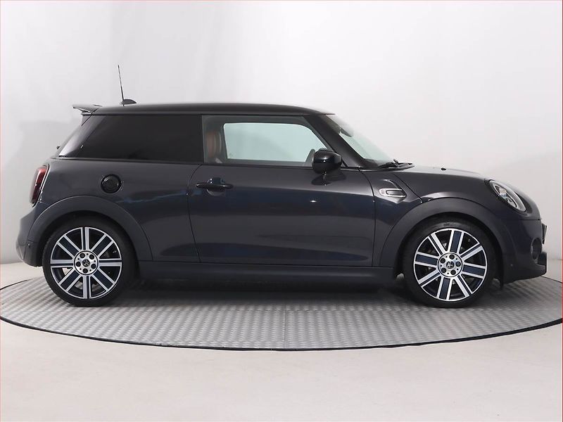 Mini Ostatní (2020) Cooper S - fotka 6 z 21