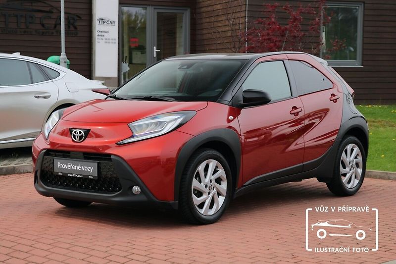 Toyota Aygo 1.0L 0 CVT Executive Smart JBL - fotografie inzerátu