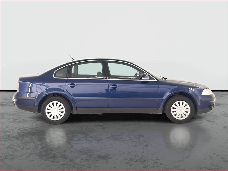 Volkswagen Passat (2004) 1.6, Serv.kniha, po STK, Tažné - fotka 6 z 18
